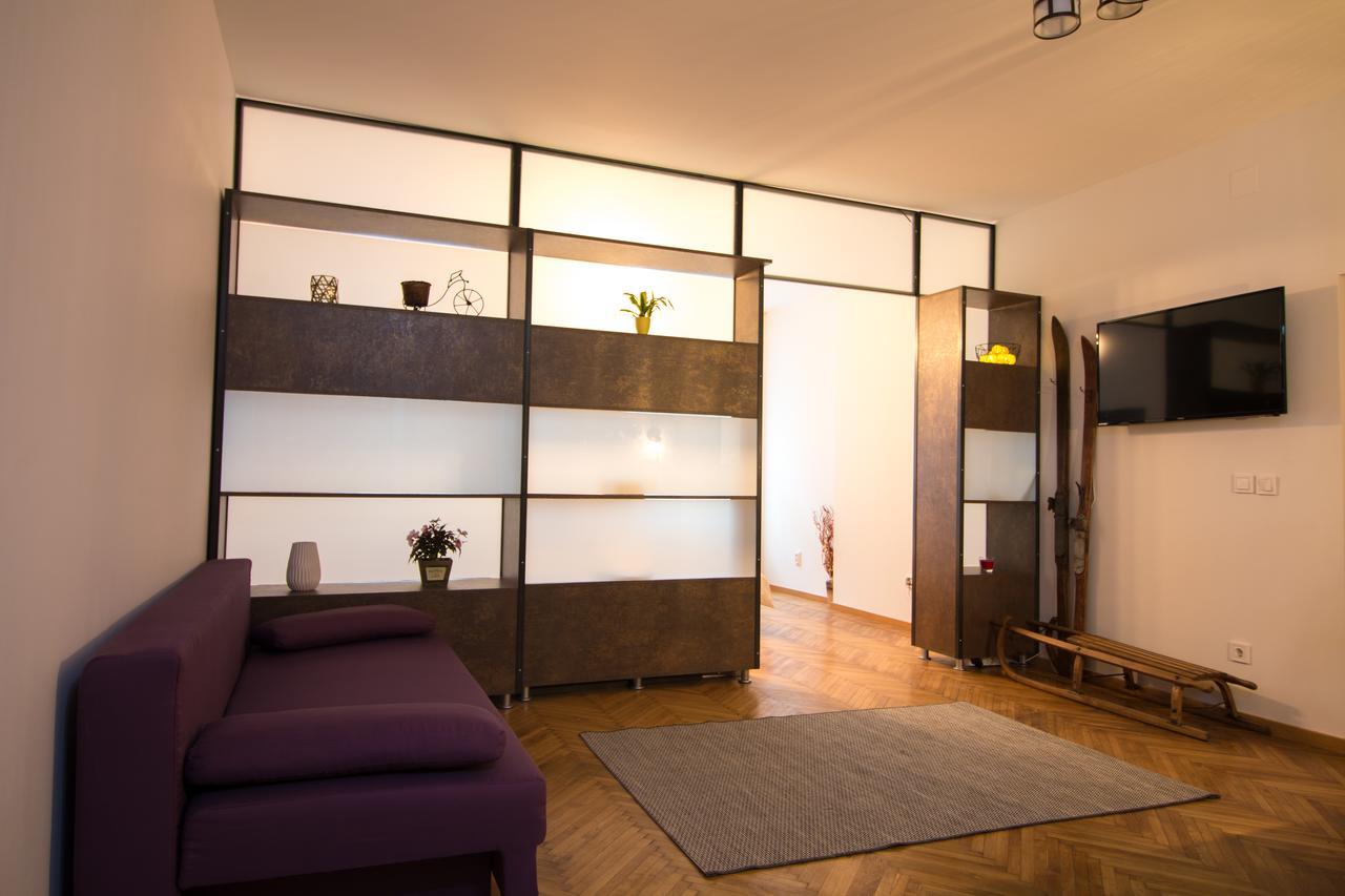 Poarta Schei Apartment *